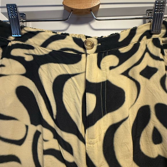 Find Me Now Black& yellow swirl patterned pants/trousers sz S Festival Y2K - Picture 4 of 6